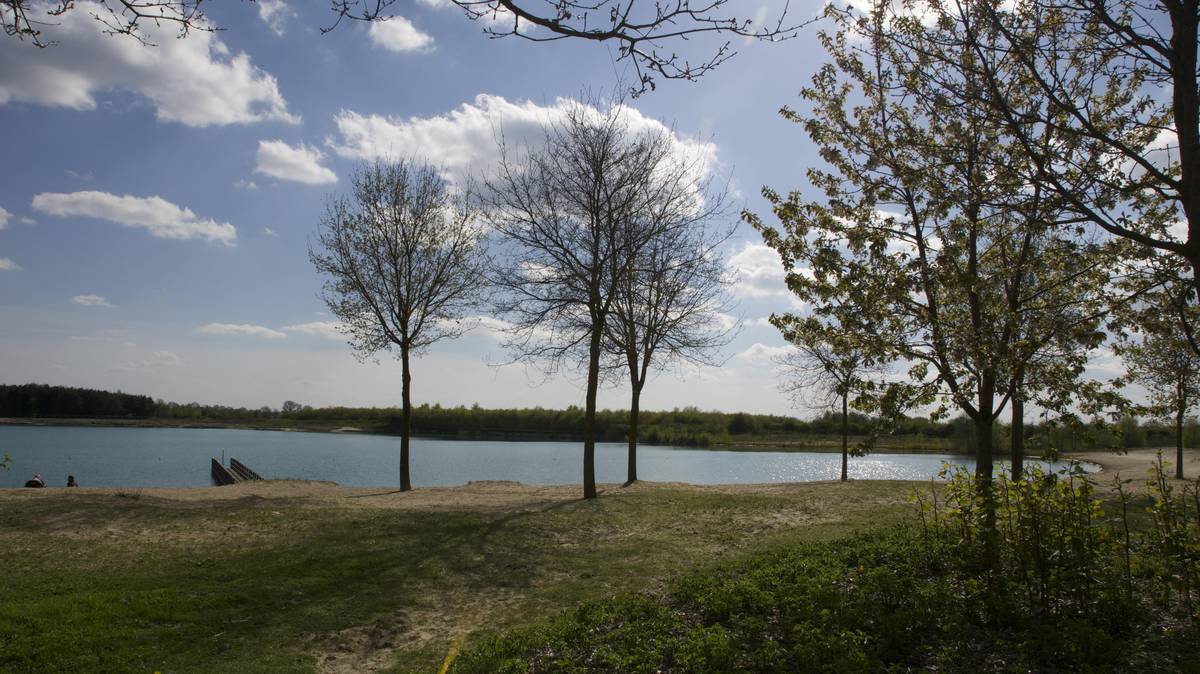 Der Herzogsee Walchum bietet jedem Radfahrer eine erfrischende Pause beim Schwimmen.